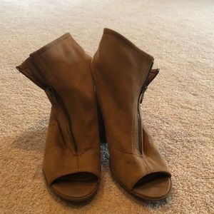 Women’s 7.5 bootie
